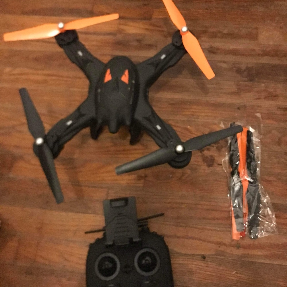 Vivatar skydrone